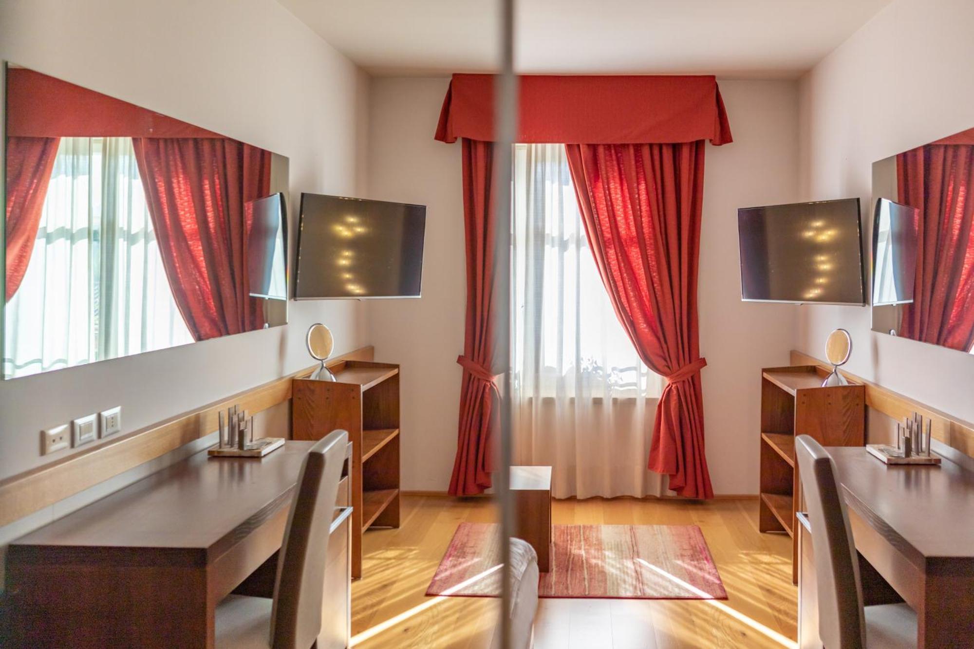 Hotel Cortese Armeno Eksteriør billede