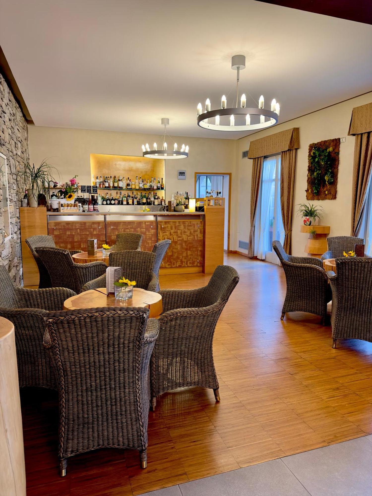 Hotel Cortese Armeno Eksteriør billede